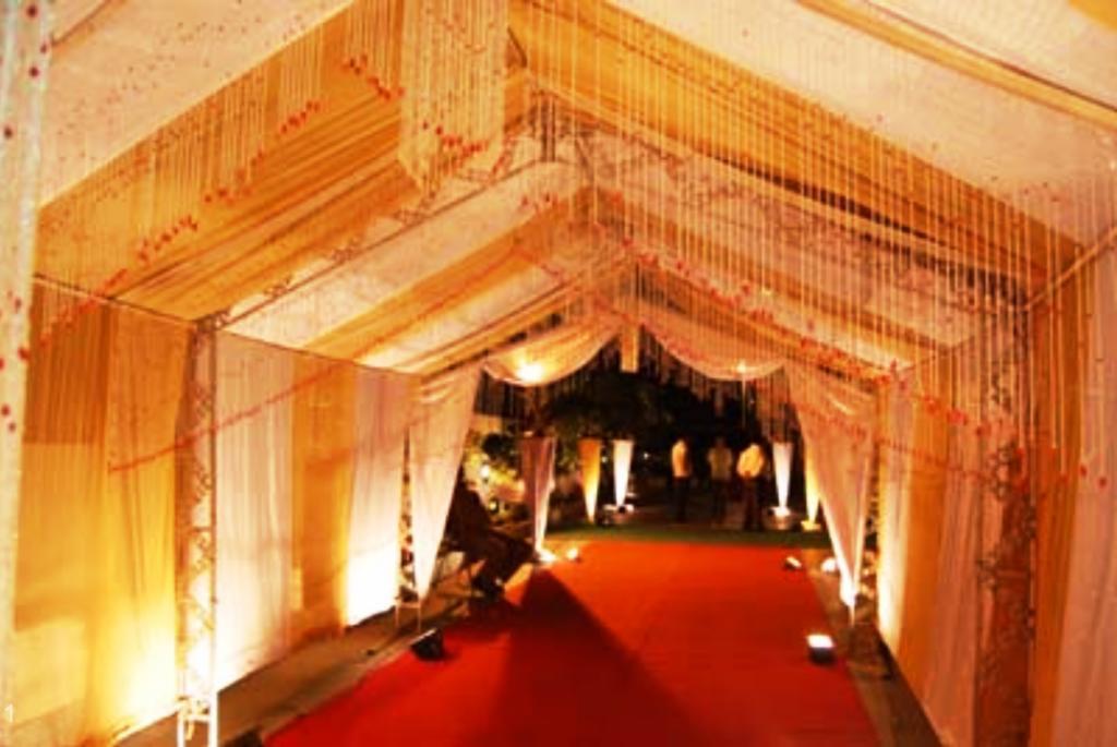 Hotel Kings Retreat Патіала Екстер'єр фото