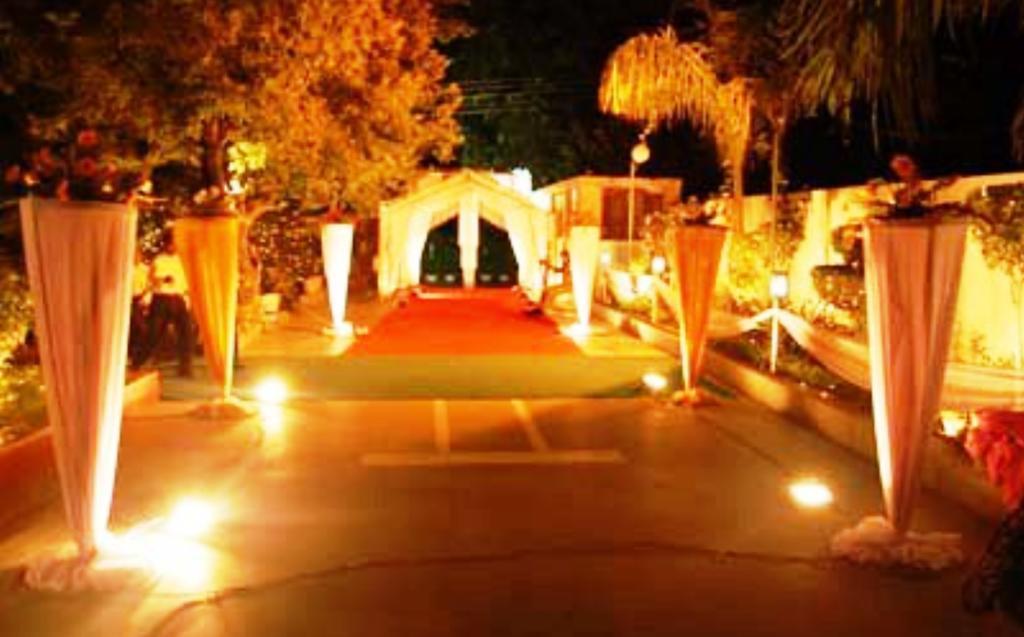 Hotel Kings Retreat Патіала Екстер'єр фото